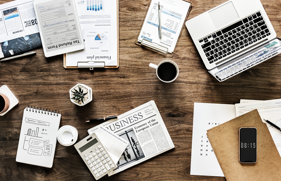 desk-3139127_960_720